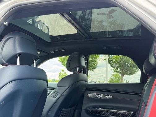 2022 Genesis GV70 3.5T Sport