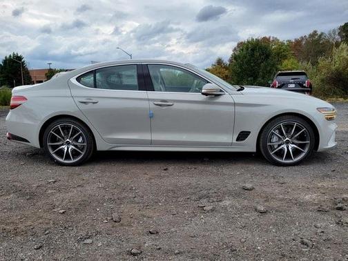 2026 Genesis G70 2.5T Prestige