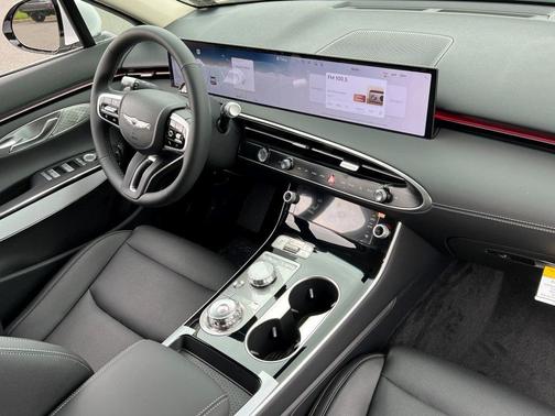 2026 Genesis GV70 2.5T