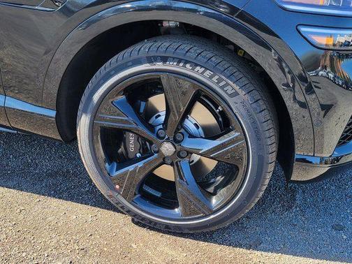 Black 2026 Genesis GV80 3.5T Prestige Black