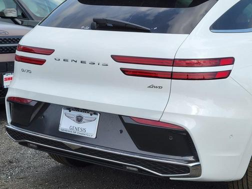 2026 Genesis GV70 2.5T Advanced