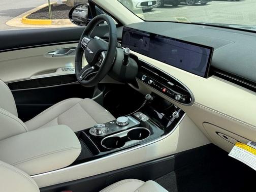 2026 Genesis GV70 2.5T