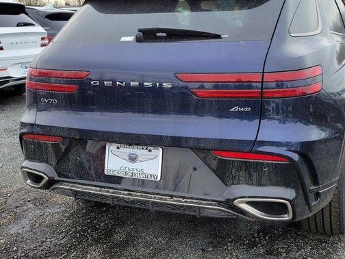 2026 Genesis GV70 2.5T Sport Prestige
