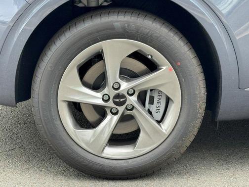 2026 Genesis GV70 2.5T