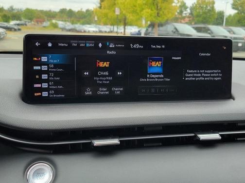 2023 Genesis GV70 2.5T