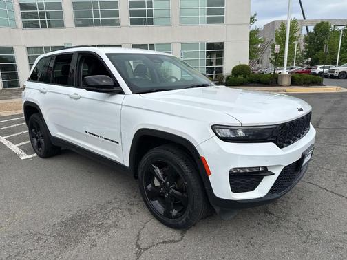 Bright White Clearcoat 2023 Jeep Grand Cherokee Limited