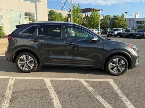 Graphite Gray 2022 Kia Niro EV EX