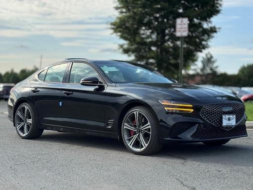 2025 Genesis G70 2.5T