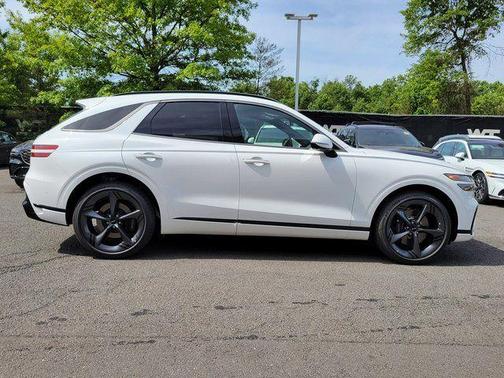 Alta White 2026 Genesis GV70 2.5T Sport Prestige