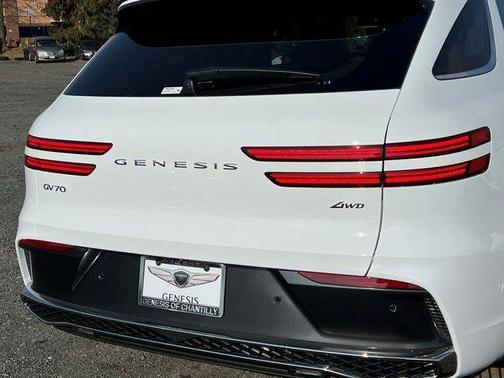 2026 Genesis GV70 2.5T Advanced