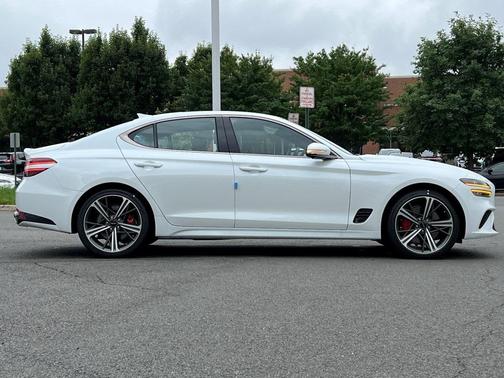 2025 Genesis G70 3.3T Sport Advanced