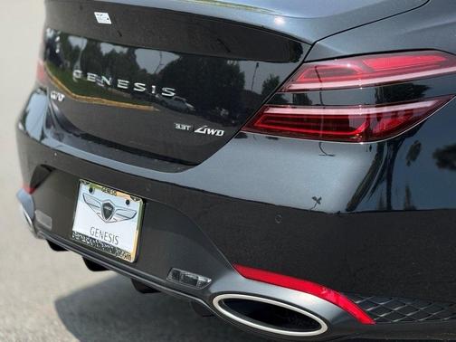 2025 Genesis G70 3.3T Sport Advanced