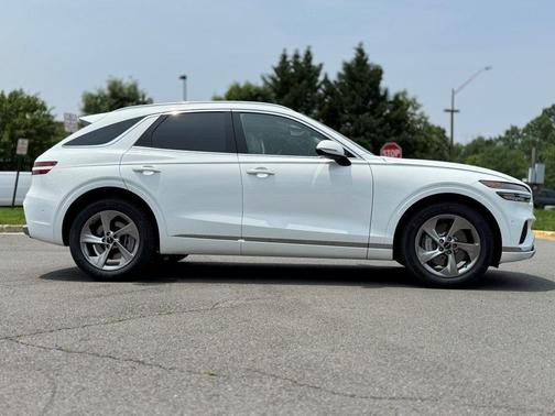 2026 Genesis GV70 2.5T Advanced