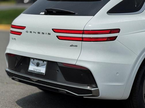 2026 Genesis GV70 2.5T Advanced