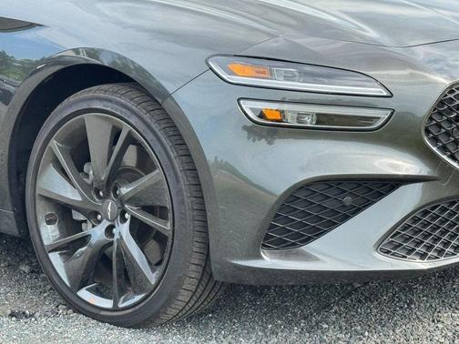 2022 Genesis G70 3.3T
