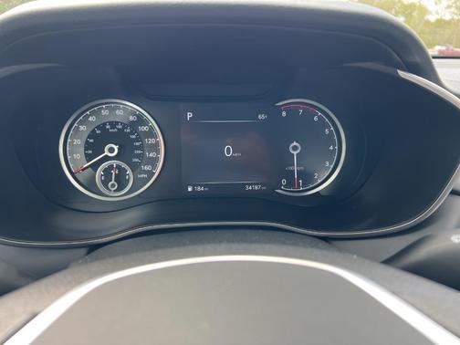 2022 Genesis G70 2.0T
