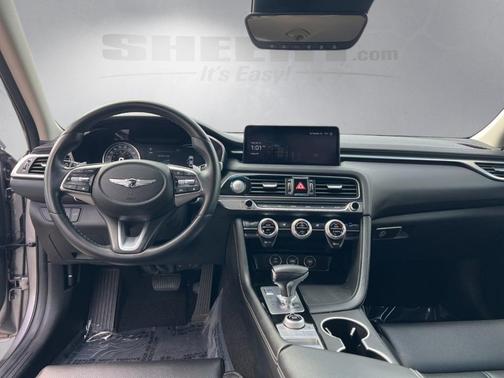 2022 Genesis G70 2.0T