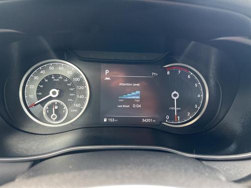 2022 Genesis G70 2.0T