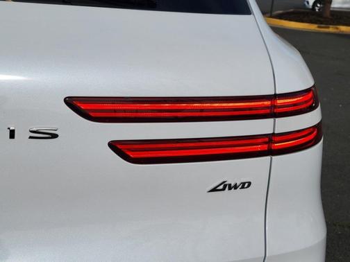 2026 Genesis GV70 2.5T Select