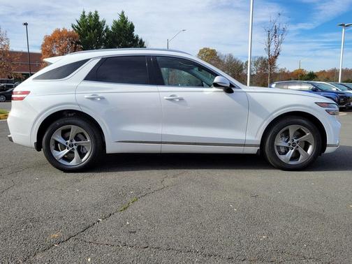 2026 Genesis GV70 2.5T Select