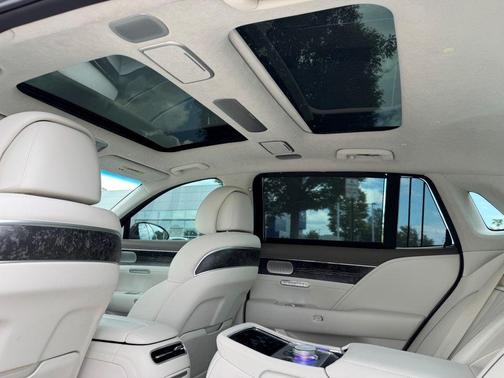 2024 Genesis G90 3.5T e-SC