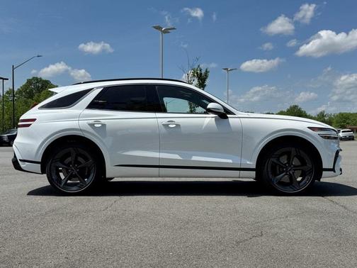 2026 Genesis GV70 2.5T