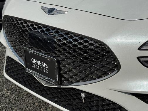 2022 Genesis G70 2.0T