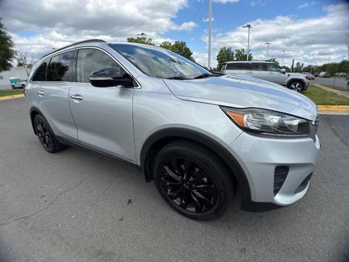 Sparkling Silver 2019 Kia Sorento S