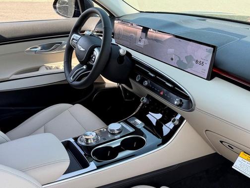 2026 Genesis GV70 2.5T
