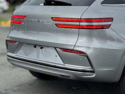 2026 Genesis Electrified GV70 Advanced