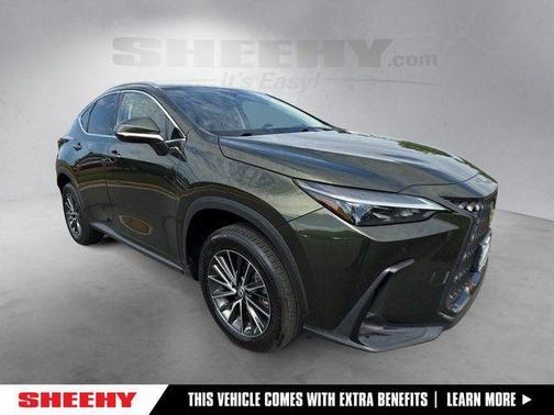 Nori Green Pearl 2023 Lexus NX 350h Premium