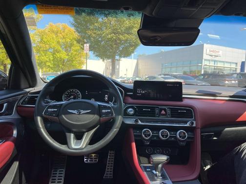 2023 Genesis G70 3.3T