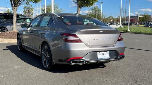 2025 Genesis G70 2.5T