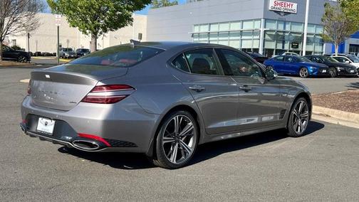 2025 Genesis G70 2.5T
