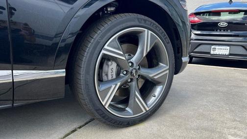 2025 Genesis GV80 2.5T Prestige