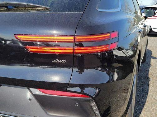 Black 2026 Genesis GV70 2.5T Select