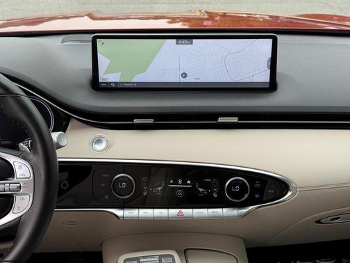 2023 Genesis GV70 2.5T