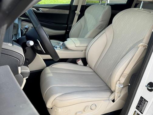 2023 Genesis GV80 2.5T