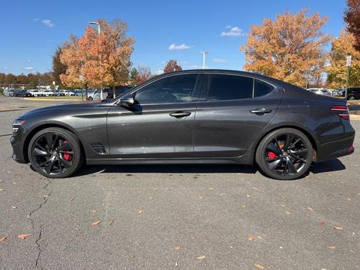 2023 Genesis G70 3.3T