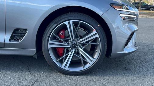 2025 Genesis G70 3.3T Sport Advanced