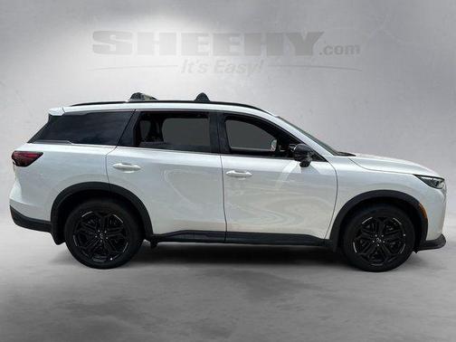 Radiant White 2026 INFINITI QX60 SPORT