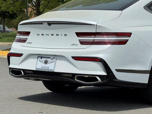 2025 Genesis G80 2.5T