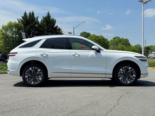 2026 Genesis GV70
