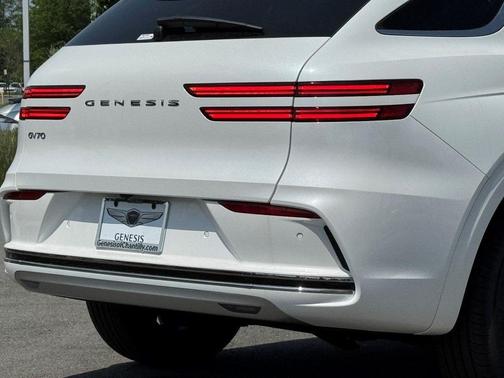 2026 Genesis GV70