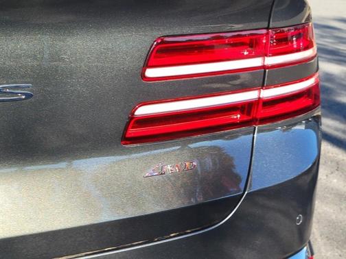 2026 Genesis GV80 2.5T Prestige