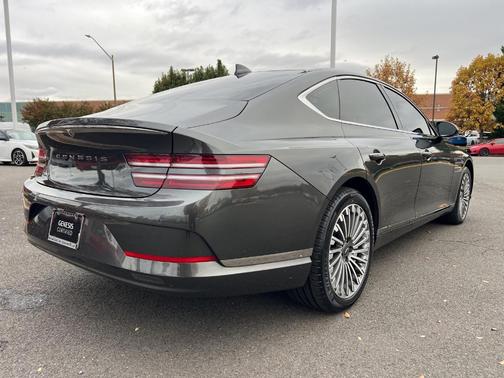 2024 Genesis Electrified G80 Advanced