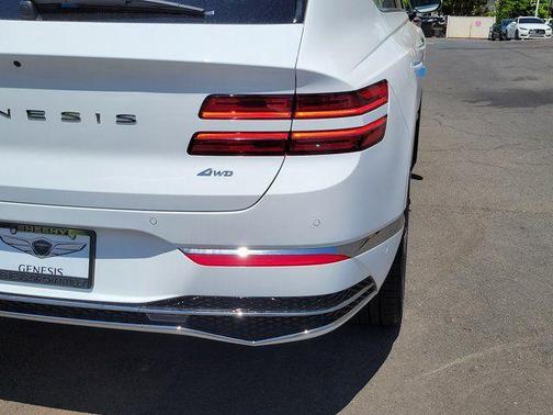 Alta White 2026 Genesis GV80 2.5T Prestige
