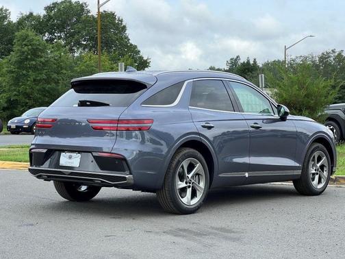 2026 Genesis GV70 2.5T Select