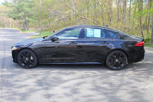 2024 Jaguar XF R-Dynamic SE