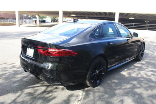 2024 Jaguar XF R-Dynamic SE